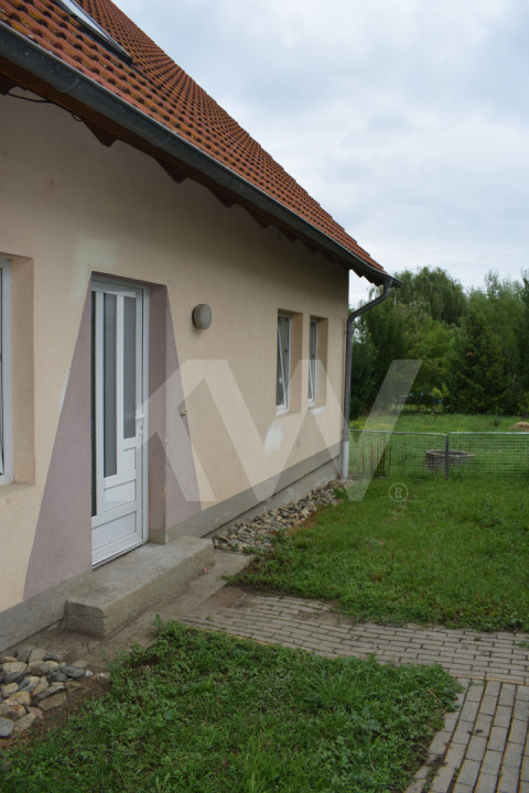 Spațiu comercial de închiriat – 128 mp utili | Cisnădie, zonă industrială 