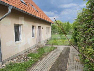Spațiu comercial de închiriat – 128 mp utili | Cisnădie, zonă industrială 