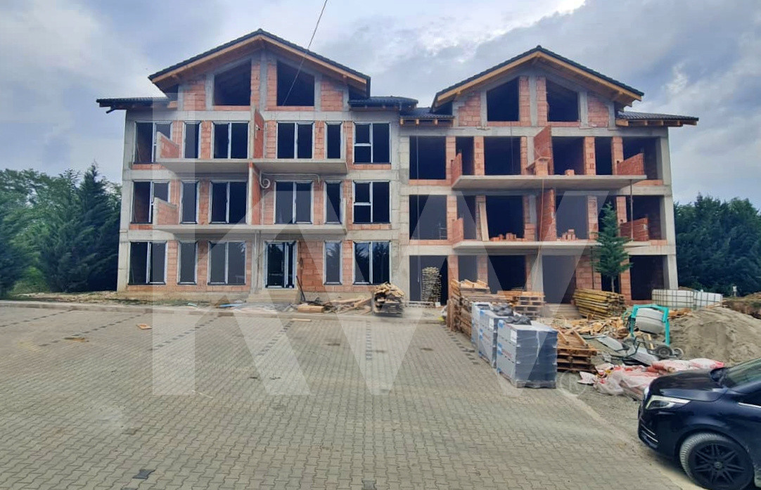 Apartament 3 camere, două băi, terasă mare-Natura la tine acasă! Cristian-SiBiU