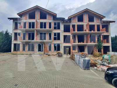 Apartament 2 camere + curte 50 mp - Natura la tine acasă! Cristian-SiBiU
