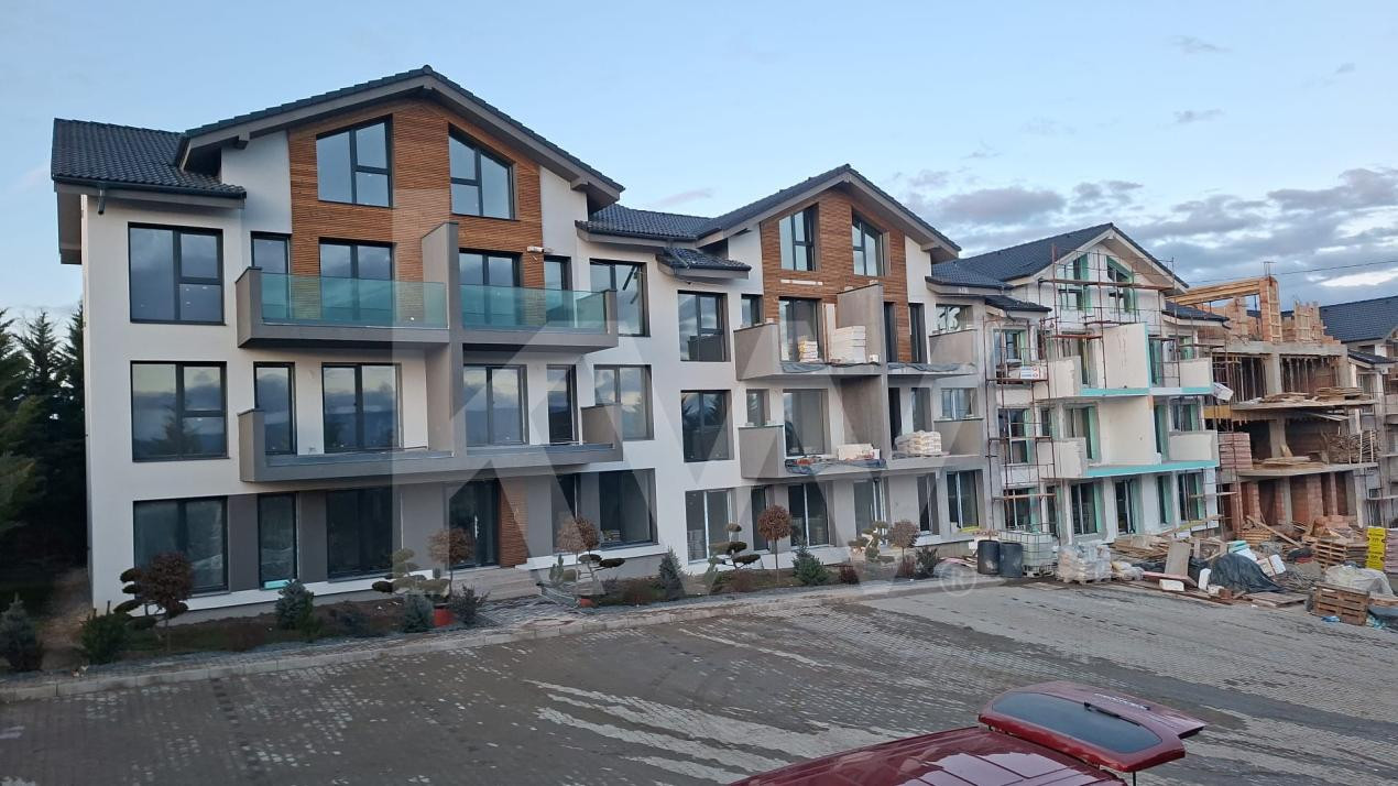 Apartament 3 camere, două băi, terasa 7 mp.-Natura la tine acasă! Cristian-SiBiU