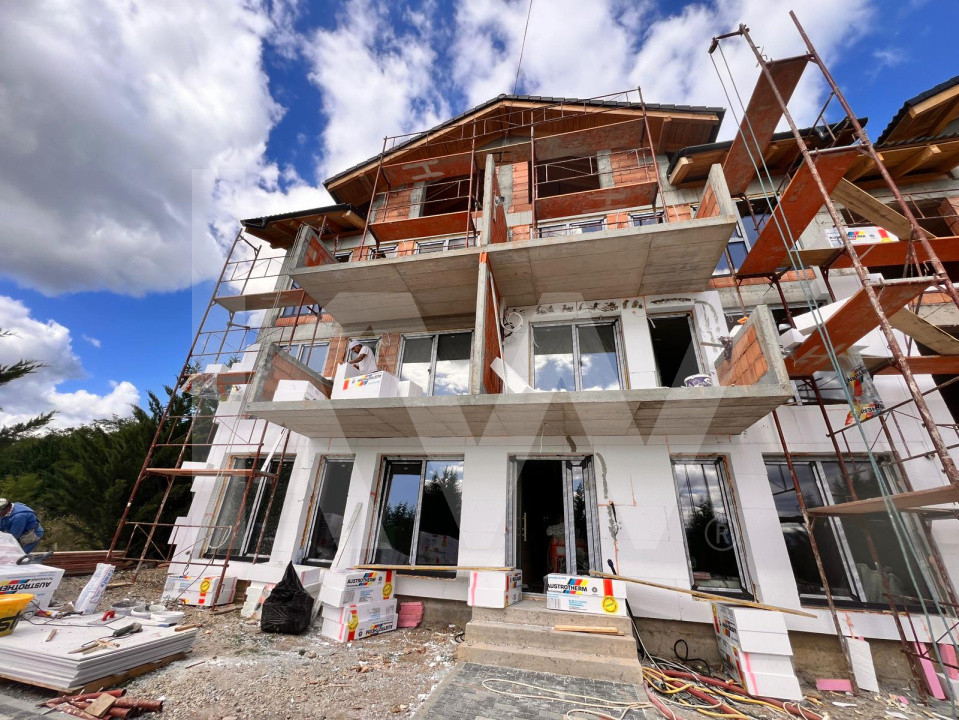 Apartament 3 camere, două băi, curte 110 mp-Natura la tine acasă! Cristian-SiBiU