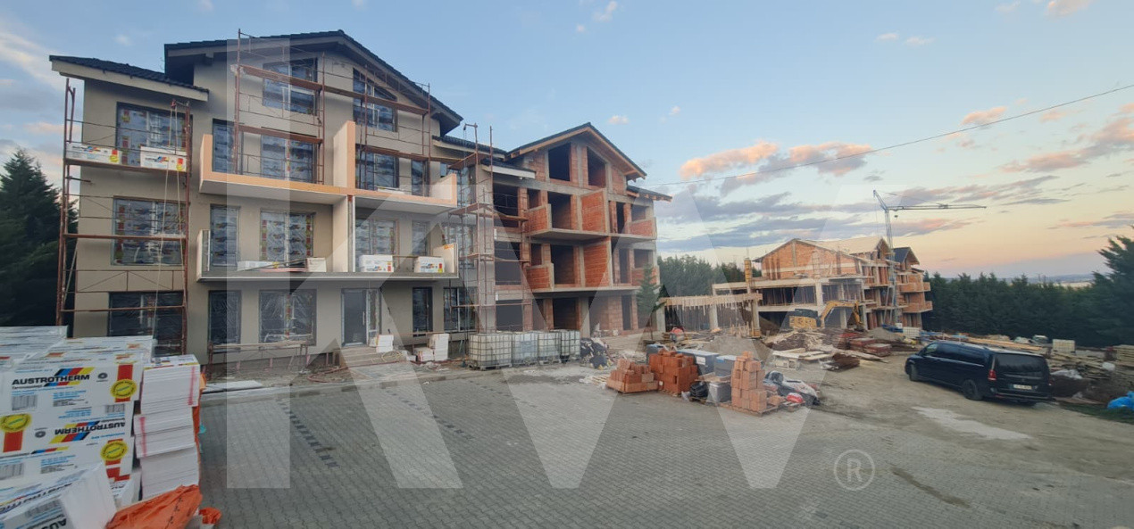 Apartament 3 camere, două băi, curte 110 mp-Natura la tine acasă! Cristian-SiBiU