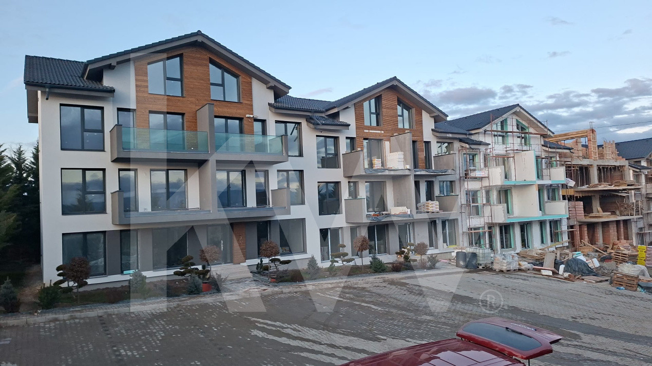 Apartament 3 camere, două băi, curte 50 mp -Natura la tine acasă! Cristian-SiBiU