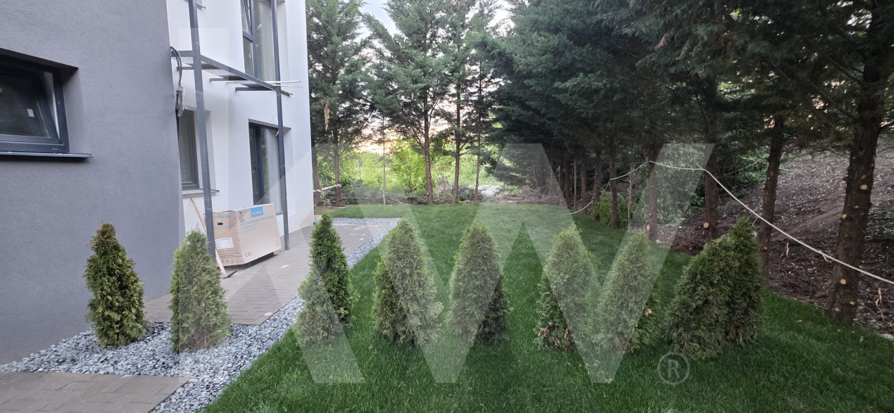 Apartament 3 camere, două băi, curte 50 mp -Natura la tine acasă! Cristian-SiBiU