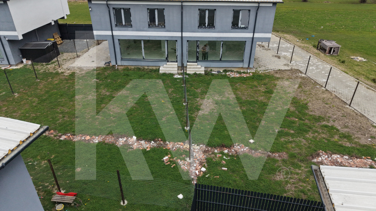 Duplex de vanzare zona Tropinii Vechi