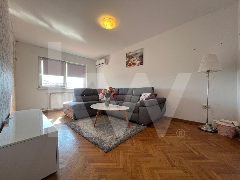 Apartament de inchiriat cu 3 camere - zona Vasile Aron