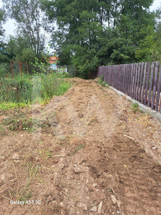 Vând teren 1.534 mp în Tocile, Sadu – utilități și priveliște deosebită