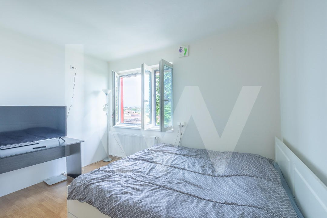 Apartament cu priveliște superbă în zonă centrală!