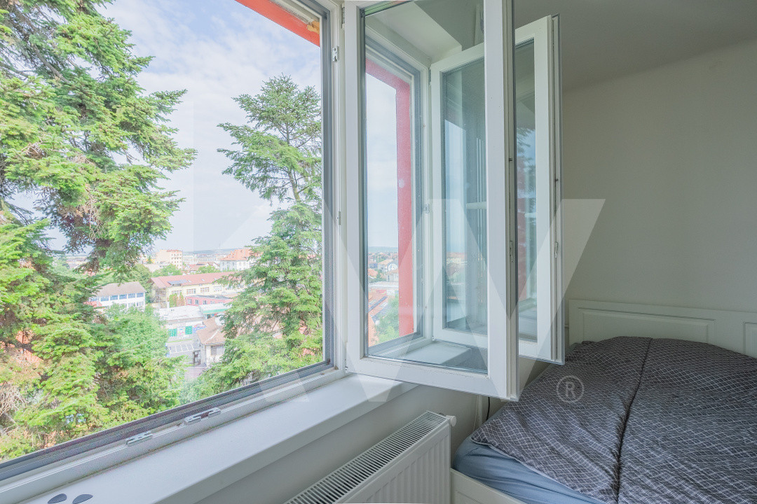 Apartament cu priveliște superbă în zonă centrală!