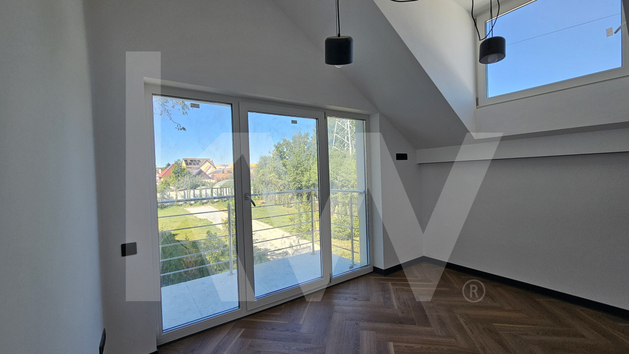 Apartament 3 camere cu balcon – Mansardă – Turnișor, Sibiu