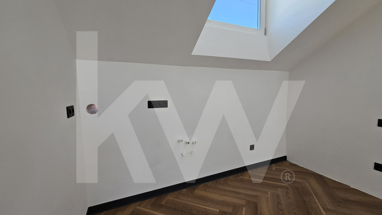 Apartament 3 camere cu balcon – Mansardă – Turnișor, Sibiu