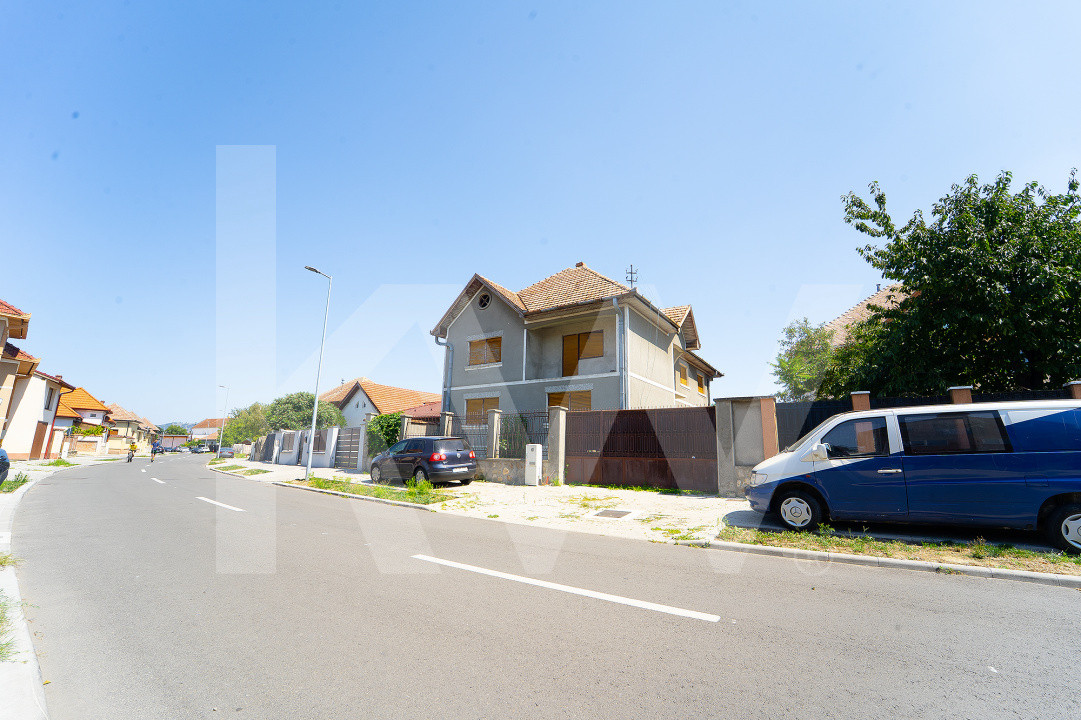 Casă cu personalitate și potențial în Sebeș – ideală pentru locuință de familie 