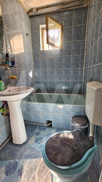 Casă individuală compusă din două apartamente, cu teren liber de 540 mp 