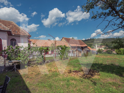 Casă individuală cu teren generos și vedere panoramică | Alămor, jud. Sibiu