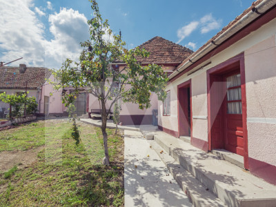 Casă individuală cu teren generos și vedere panoramică | Alămor, jud. Sibiu