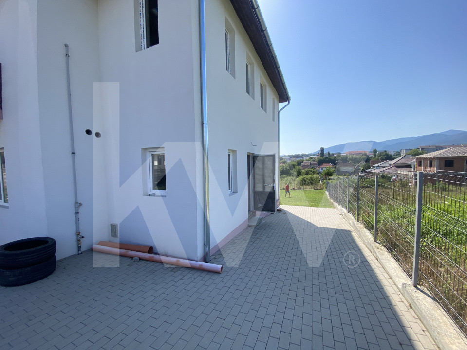 Casa individuala 4 dormitoare de vanzare in Cisnadie Sibiu teren 727mp