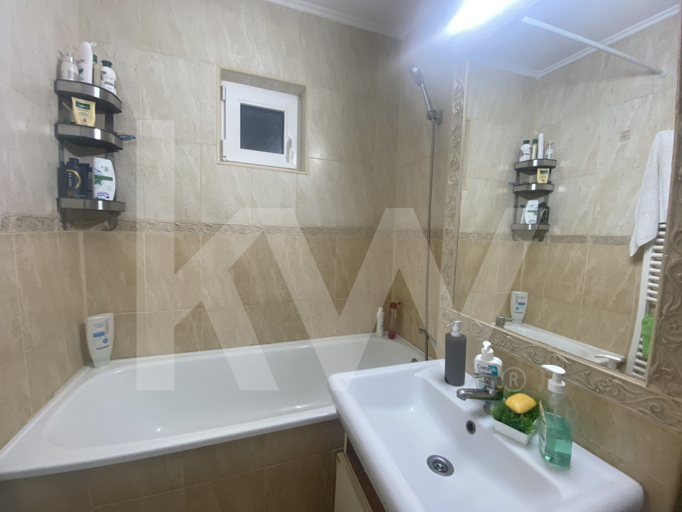 Apartament 3 camere vanzare Mobilat Utilat 76mpu zona Strand Sibiu