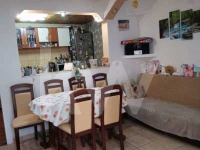 Casa 5 camere- curte comuna - Central, Sibiu