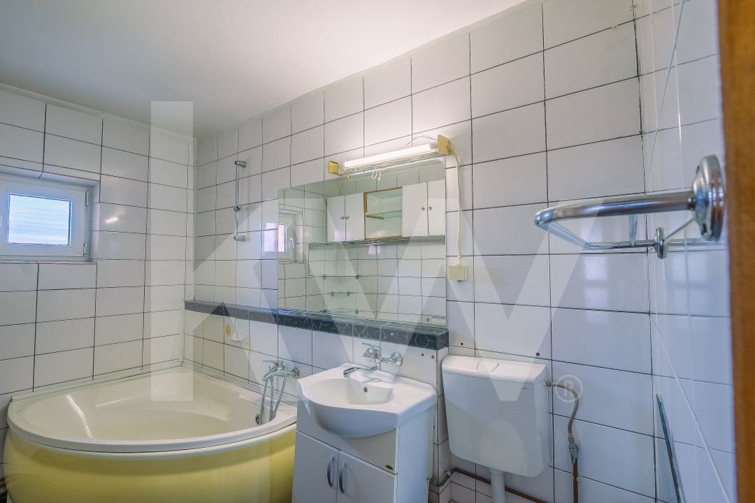 Apartament 3 camere  Etaj 5/8  73 mpu Str. Lungă Sibiu 