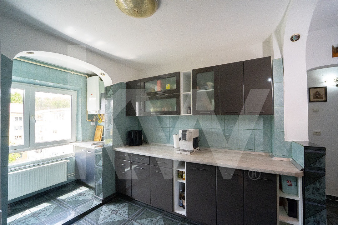 Apartament cu 2 camere în Valea Aurie cu pivniță - mobilat/utilat
