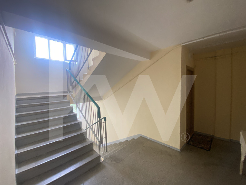 Apartament 2 camere balcon etaj 3 zona Mihai Viteazu Sibiu 43,6mpu