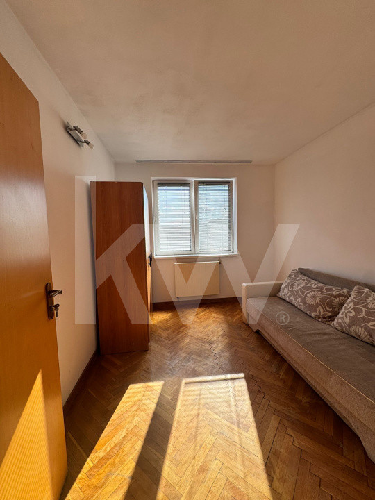 Apartament 3 camere - Str Nicolae Iorga