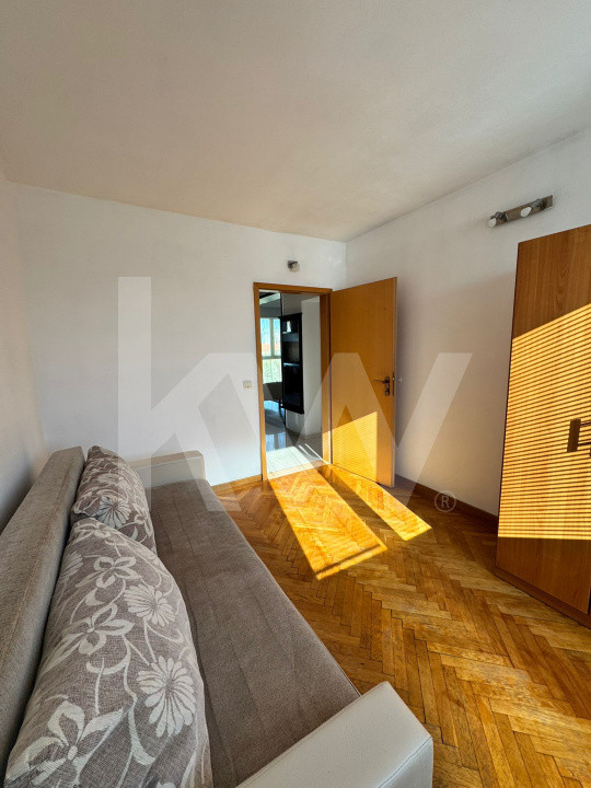 Apartament 3 camere - Str Nicolae Iorga