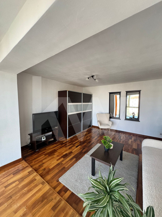 Apartament 3 camere - Str Nicolae Iorga