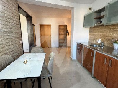 Apartament 3 camere - Str Nicolae Iorga