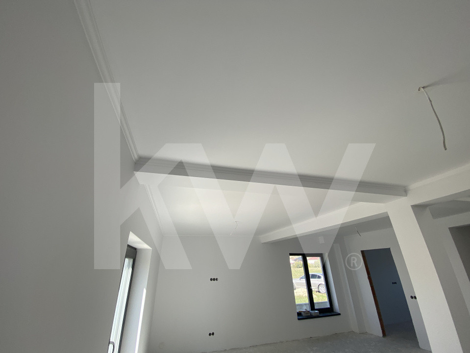 Casa individuala 4 camere 2 bai teren de 200mp liber Sibiu Cristian 