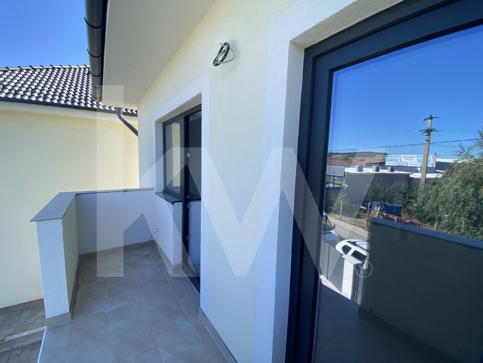 Casa individuala 4 camere 2 bai teren de 200mp liber Sibiu Cristian 