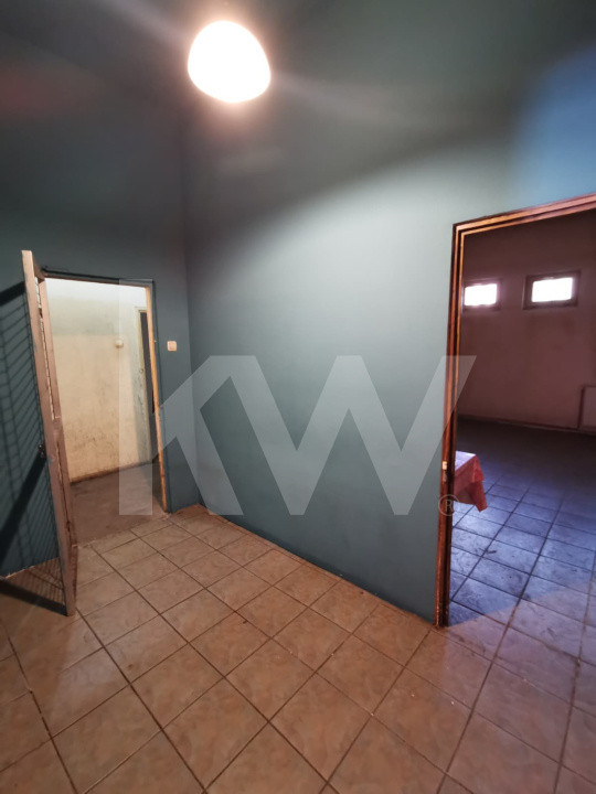Spatiu de inchiriat 110mp stradal vitrina Mihai Viteazu Sibiu