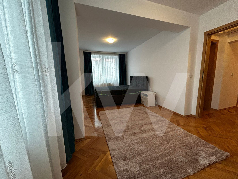 Apartament 3 camere de închiriat - Bvd. Mihai Viteazu