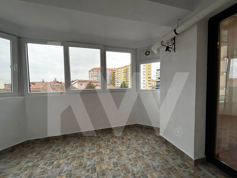 Apartament 3 camere de închiriat - Bvd. Mihai Viteazu