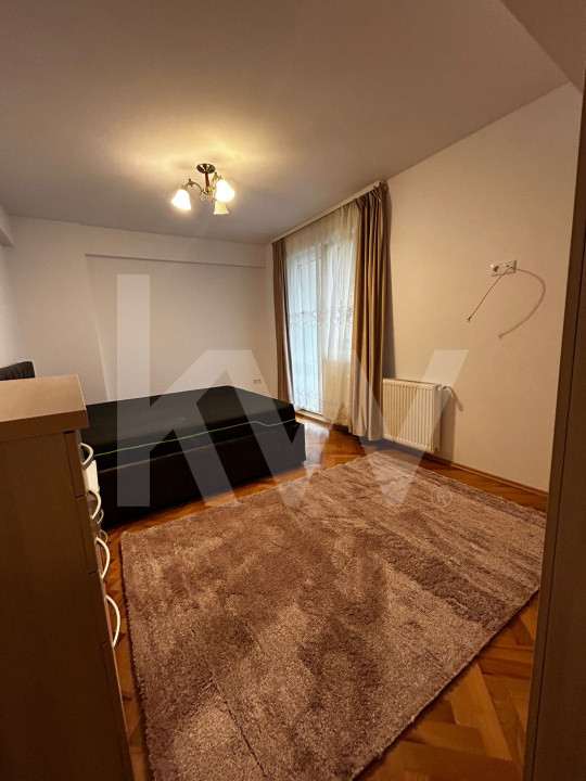 Apartament 3 camere de închiriat - Bvd. Mihai Viteazu