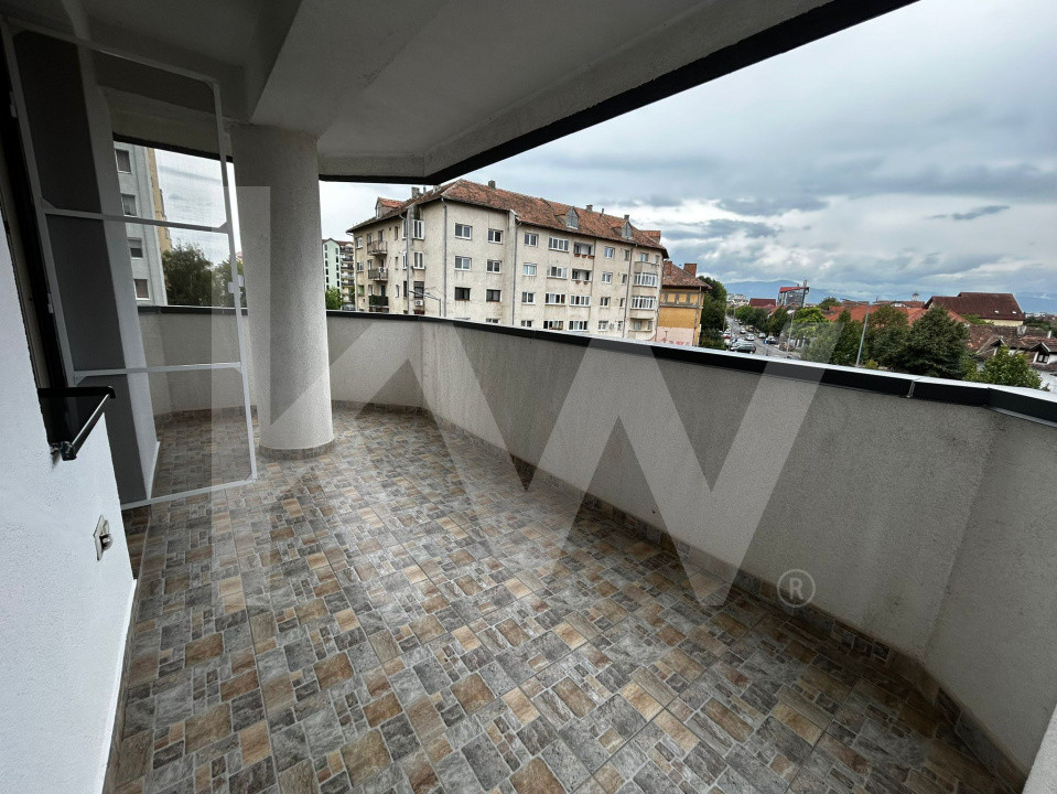 Apartament 3 camere de închiriat - Bvd. Mihai Viteazu