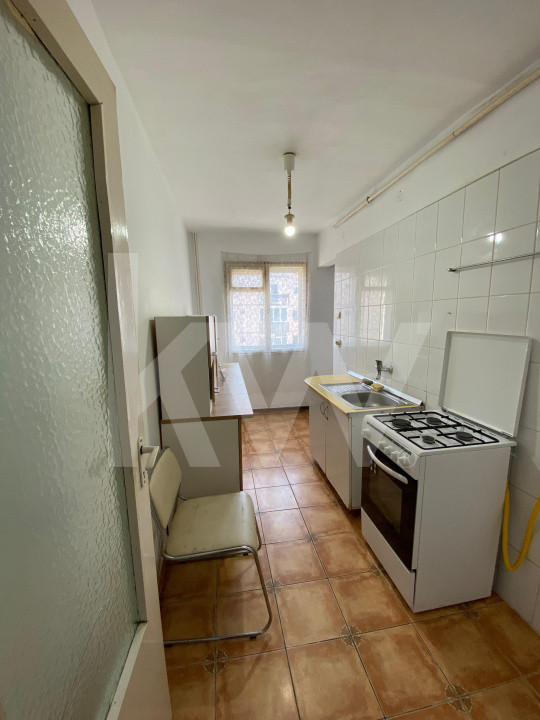 Apartament de vanzare 4 camere