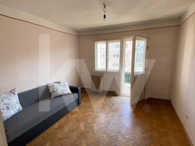Apartament de vanzare 4 camere