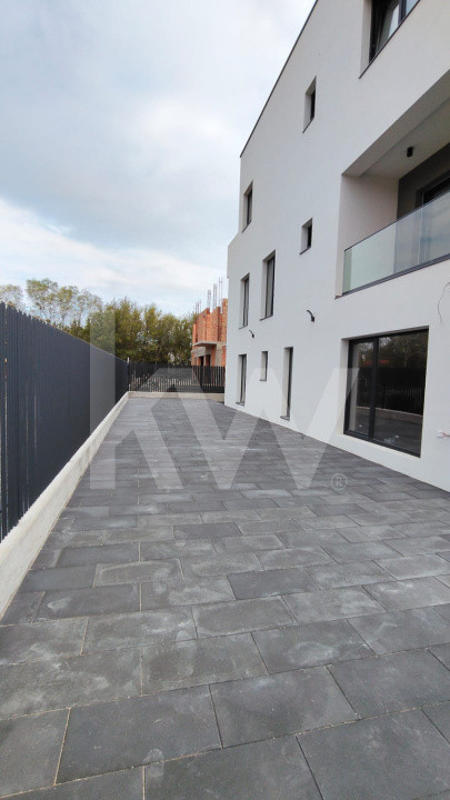 Apartament premium modern 4 camere 4 bai - teren de 200mp Arhitectilor