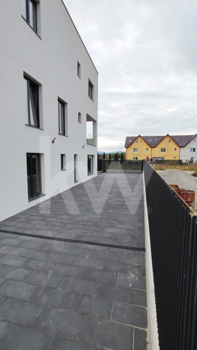 Apartament premium modern 4 camere 4 bai - teren de 200mp Arhitectilor