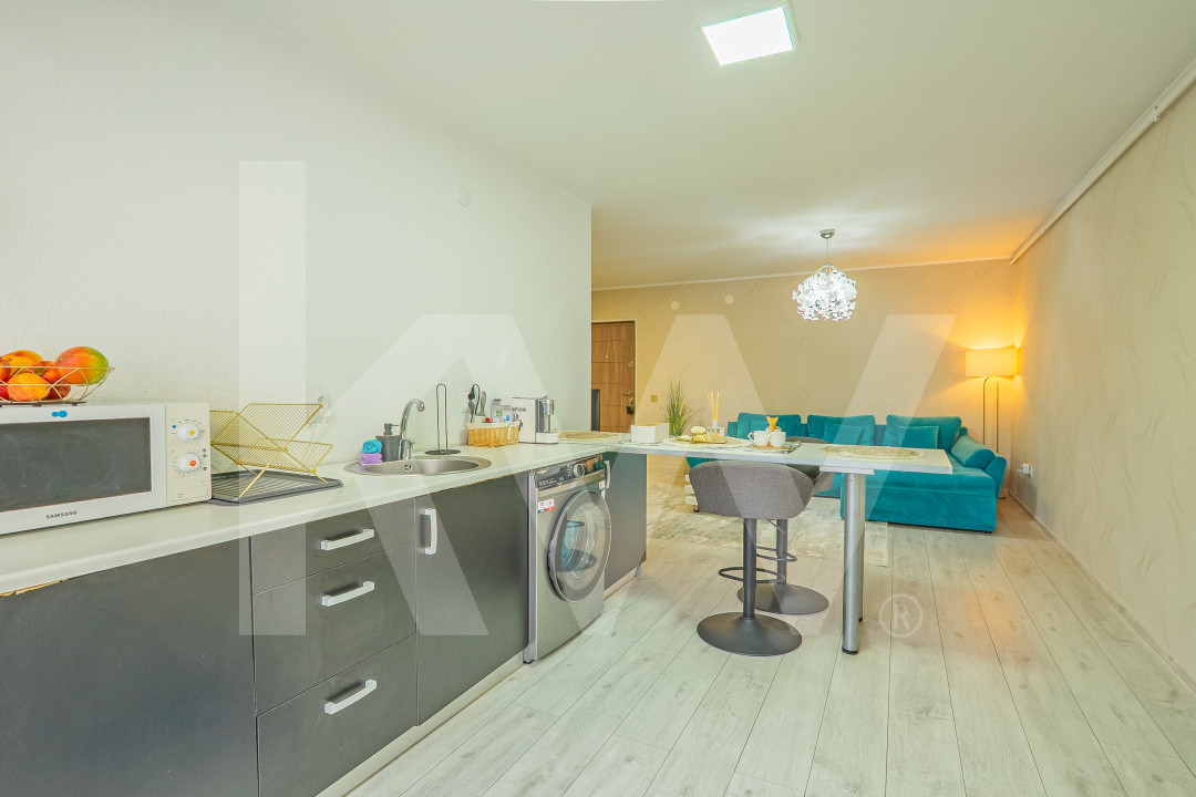 Apartament de vânzare cu 3 camere – zonă Valea Aurie, str. Săcel
