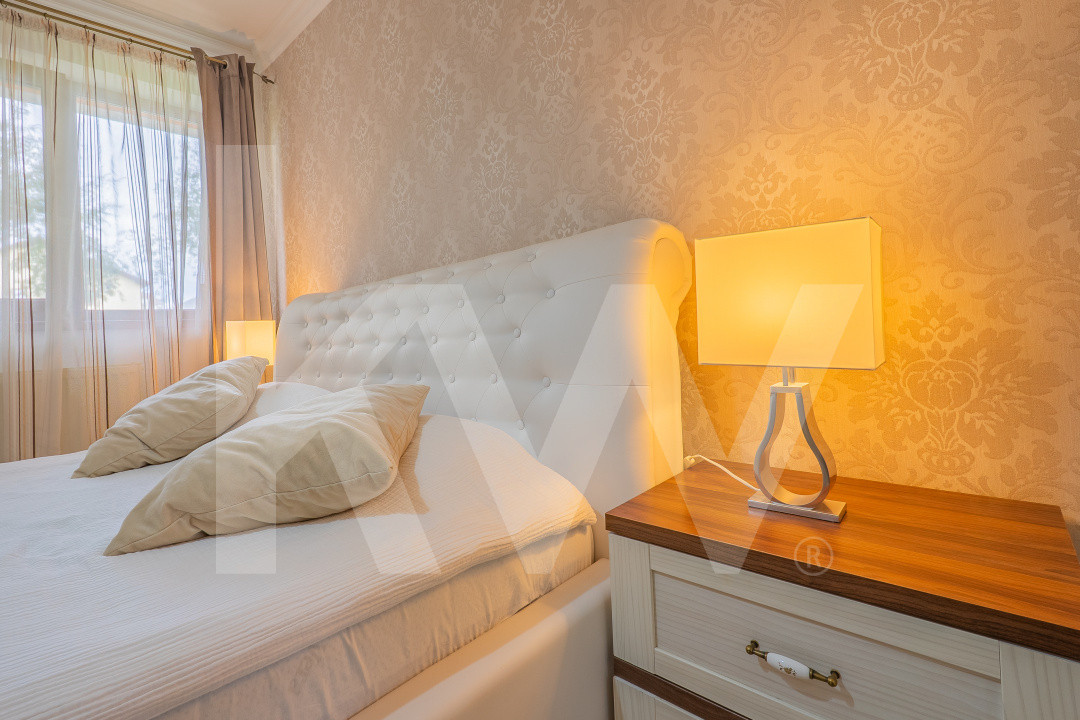 Apartament de vânzare cu 3 camere – zonă Valea Aurie, str. Săcel
