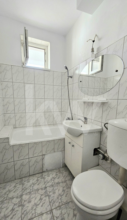 Apartament 2 camere cu geam la baie, 38,6 mpu, renovat 2025, Scoala nr. 6  Sibiu