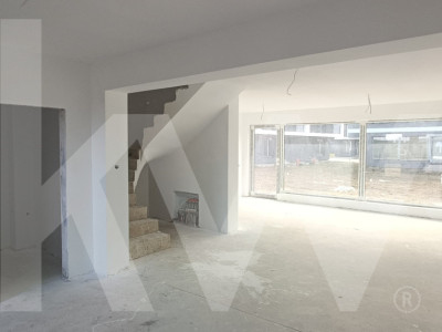 Duplex de vanzare Tropini-Rasinari