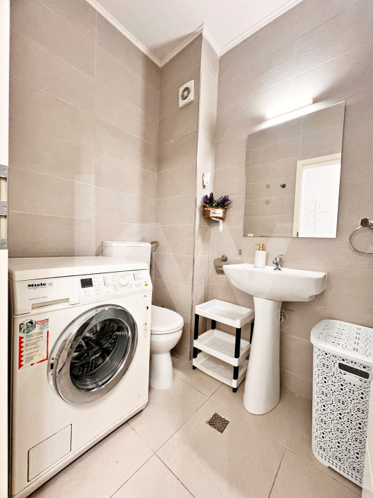 Închiriere apartament 3 camere + balcon și parcare. Sibiu/D-na Stanca