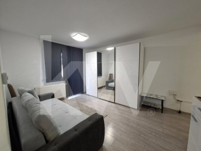 Studio modern de închiriat - complet mobilat și utillat 