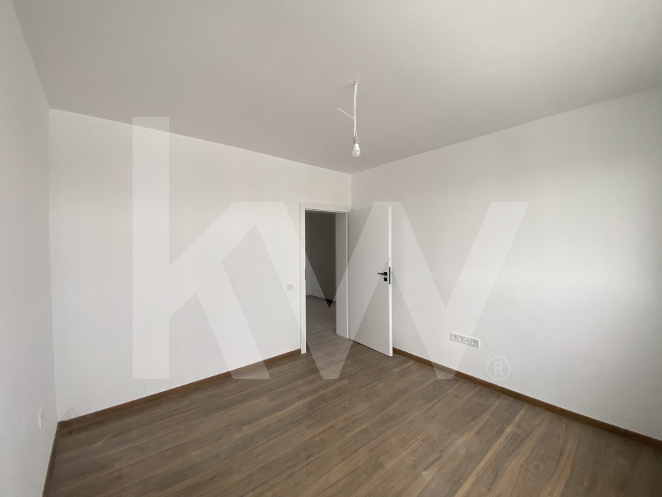 Apartament de vanzare 3 camere balcon terasa parcare Selimbar Sibiu