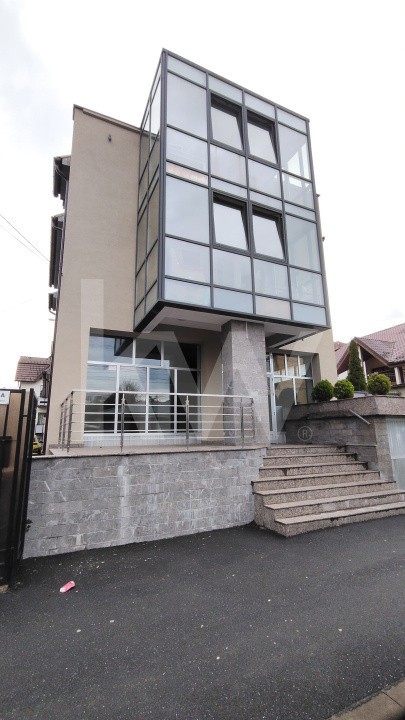 Spatiu comercial de inchiriat  zona- Cedonia