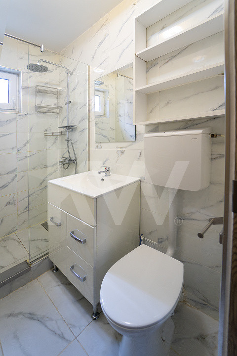 Apartament 2 camere mobilat-utilat, pivinta, strada Semaforului